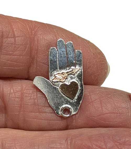 Judy Larson's Hearts and Flowers Charms - , Classic Wire Jewelry, Cutting, Cutting Tool, Cutters, Filing, Finishing, Butane Torch, Soldering, Solder, Design, Cut finger and thumb lines for a realistic hand look.